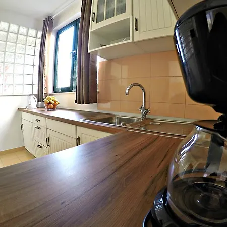 Apartment Vanja Omis