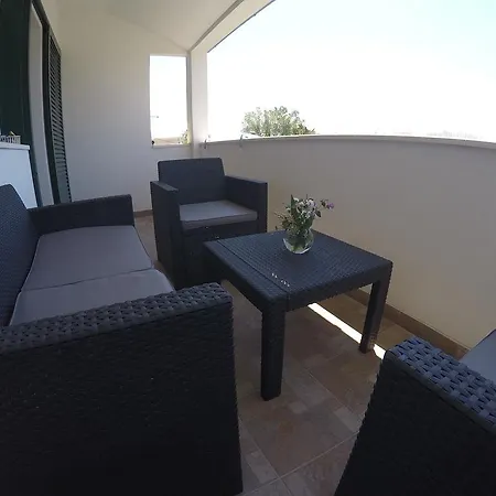 Apartment Vanja Omis