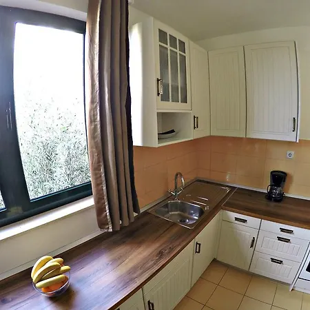 Apartament Vanja *