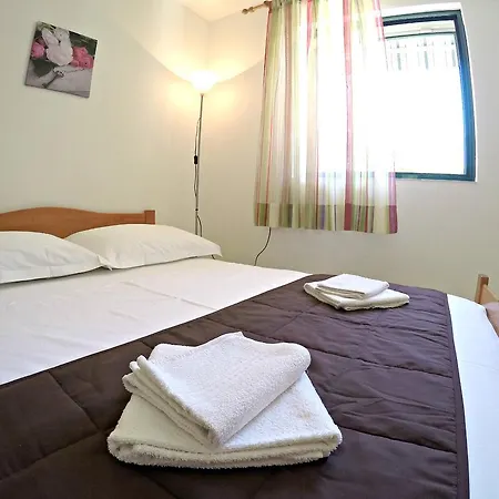 Apartament Vanja *